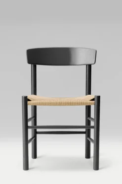 Spisestuestol - J39 Folkestolen Sortlakkert Bøk / Naturfarget Papirgarn