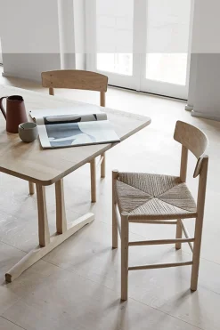 Spisestuestol - J39 Folkestolen Oljet Eik / Naturfarget Papirgarn