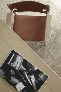 Spisestuestol - Spanish Dining Chair 3238 m/Arml. Oljet Eik / Cognac Lær