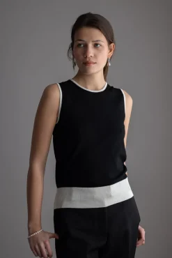 Topp - Classic Merino Tank Black Cream