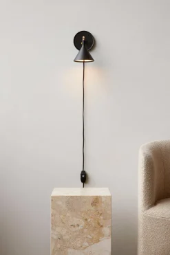 Vegglampe - Cast Sconce