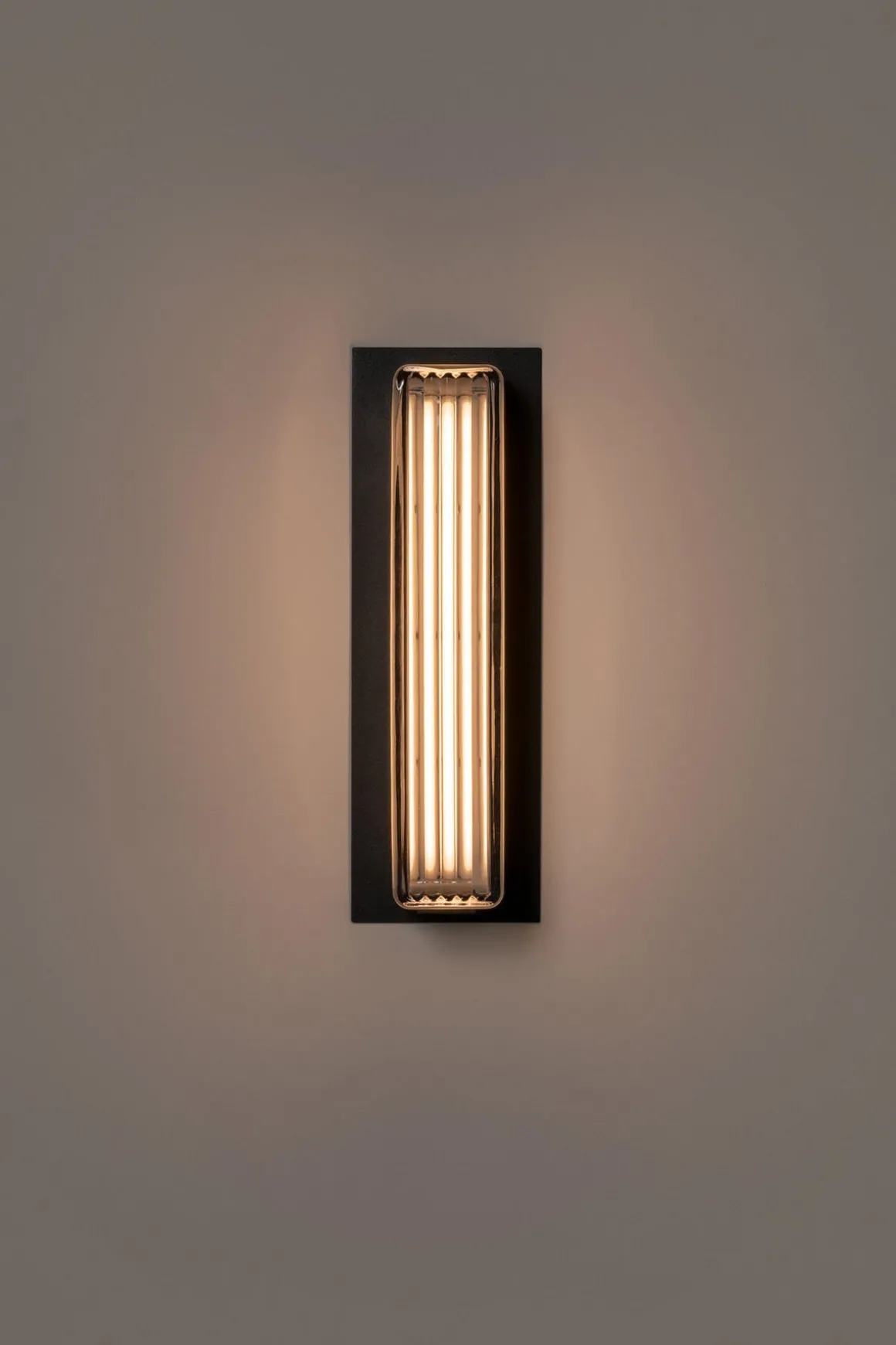 Vegglampe - Estadio Singular Black